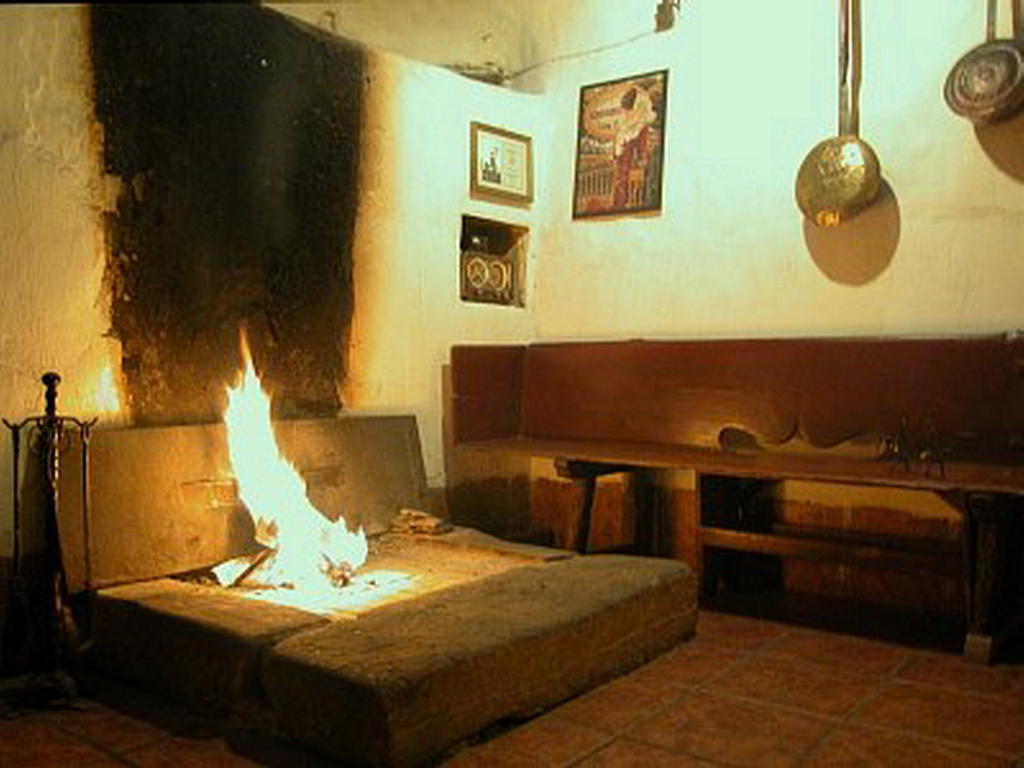 Posada Real La Vieja Chimenea-Spa Эррерос Экстерьер фото